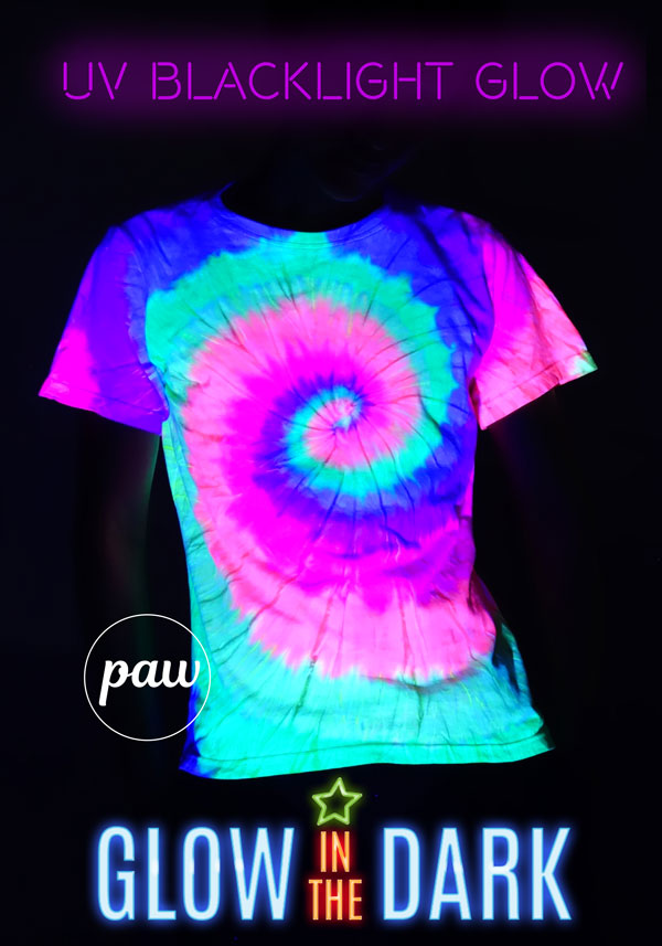Reflective Mercury Rainbow Fluorescent Glow In Dark Print T-shirt